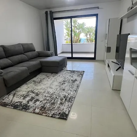 Paradisus Caniço